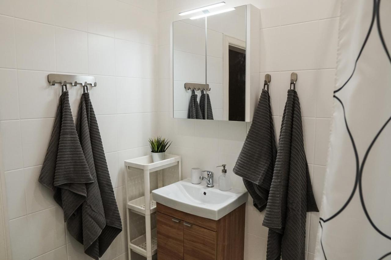 Cozy apartment in Vilnius Oldtown Buitenkant foto