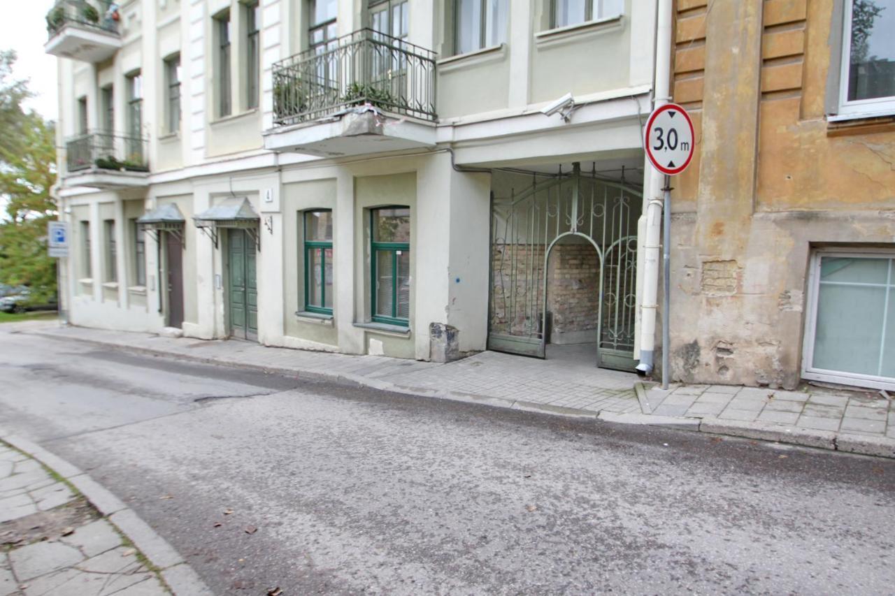 Cozy apartment in Vilnius Oldtown Buitenkant foto